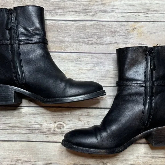 Tory Burch Black Ankle Boots - Picture 2 of 7